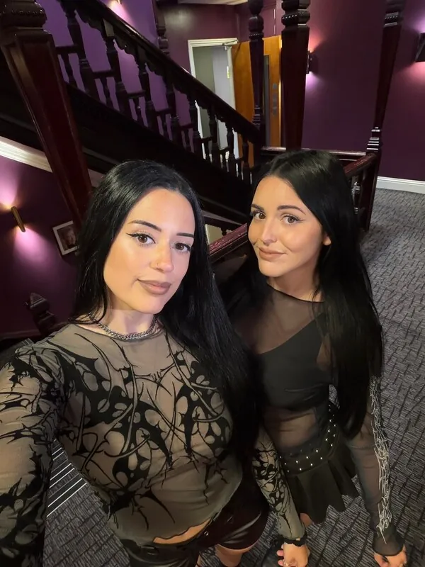Abi & Gabby nudes — emo cam girl videos