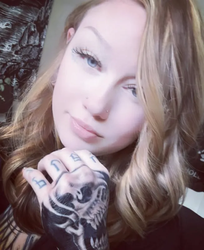 alexis tiffany janea whitfield, sourxsugar, cryxbaby goth camshow