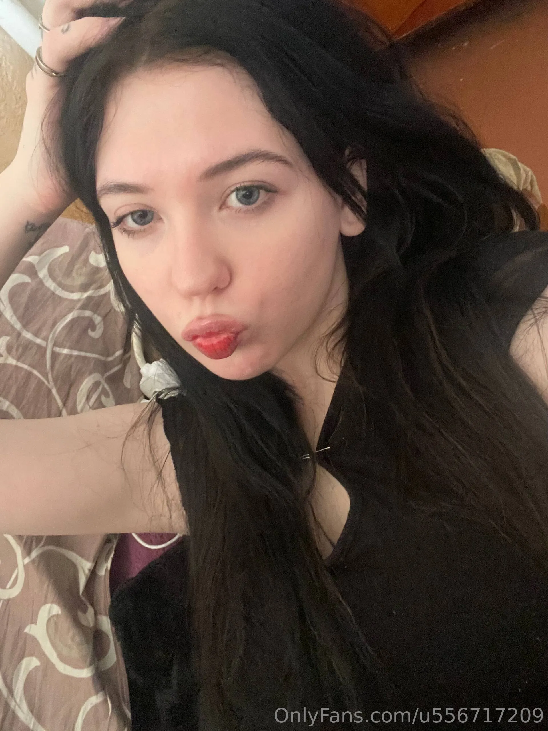 alinkameow goth camshow