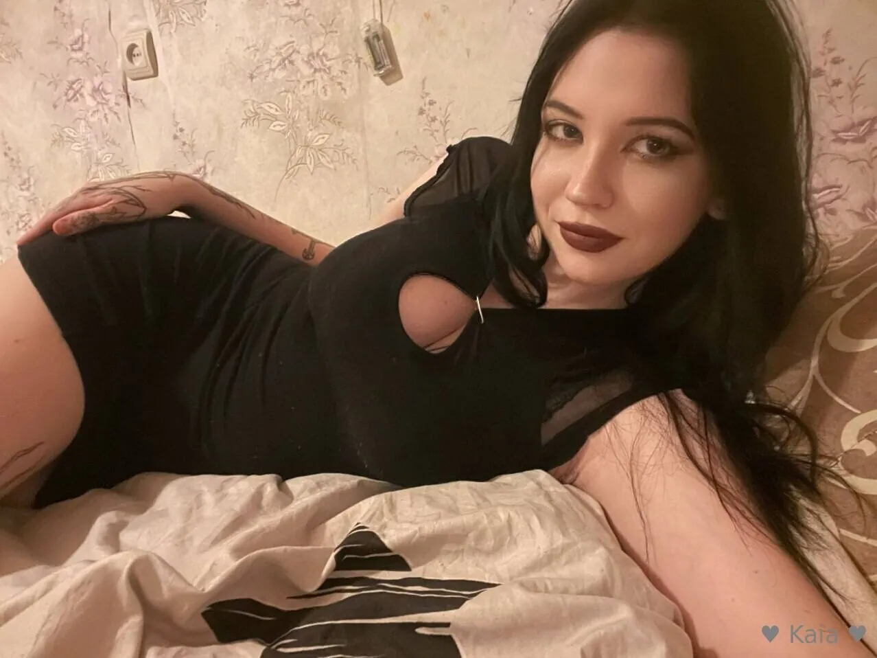 alinkameow goth camshow