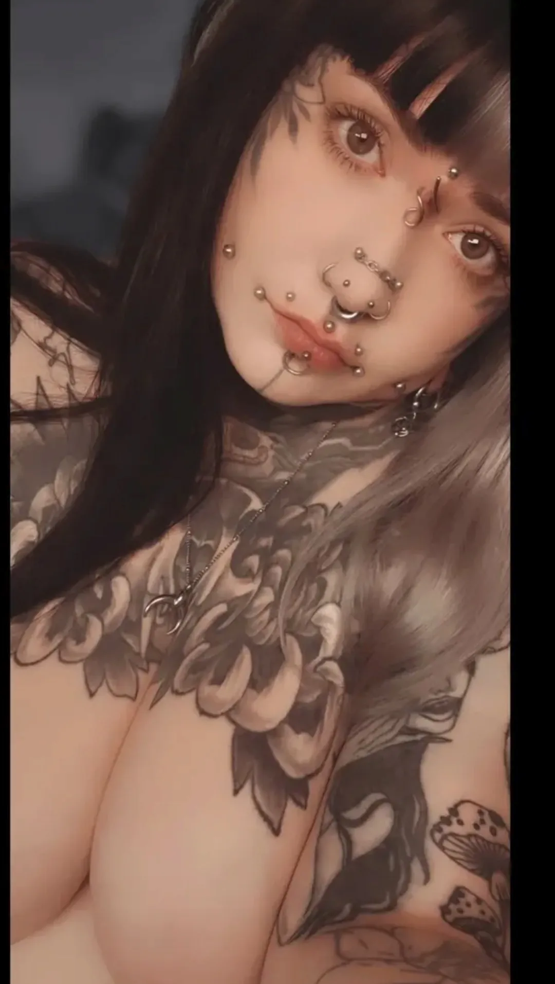BabyMortis goth camshow