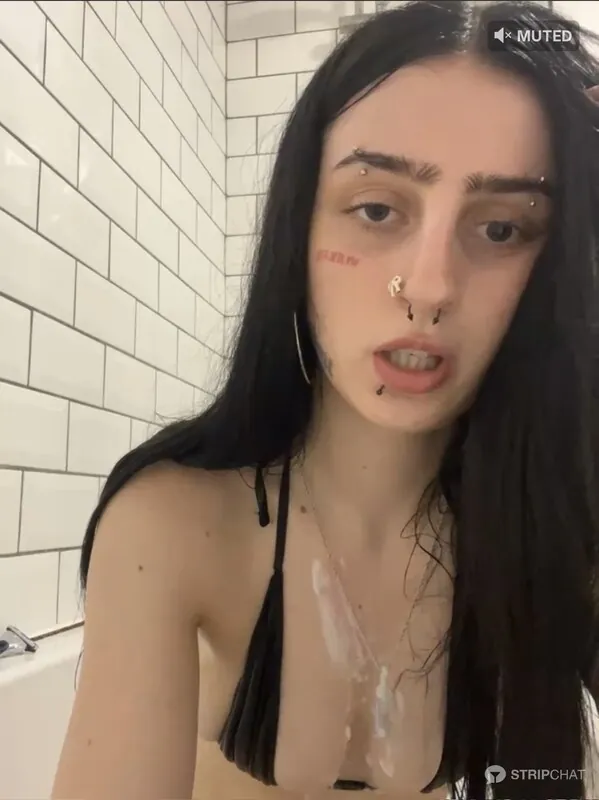 bellaxlauren goth camshow