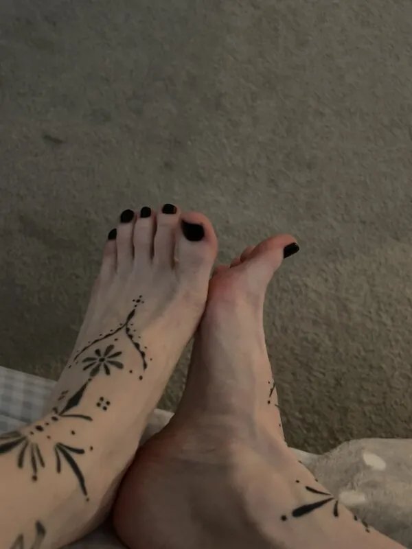 Erma tattooed camshow