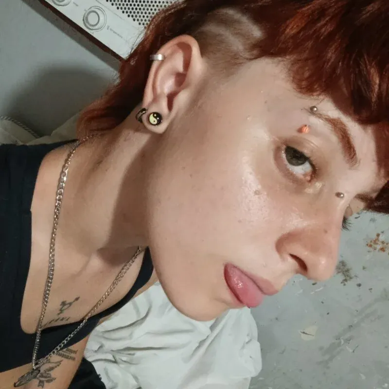 hlohan tattooed camshow