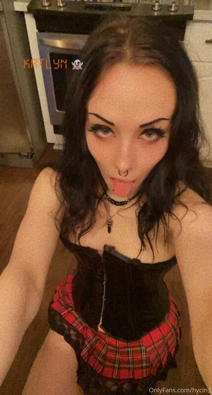 Hycin3 emo camshow