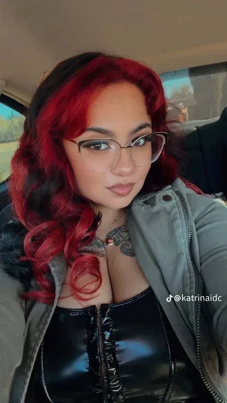 Katrinaidc goth camshow