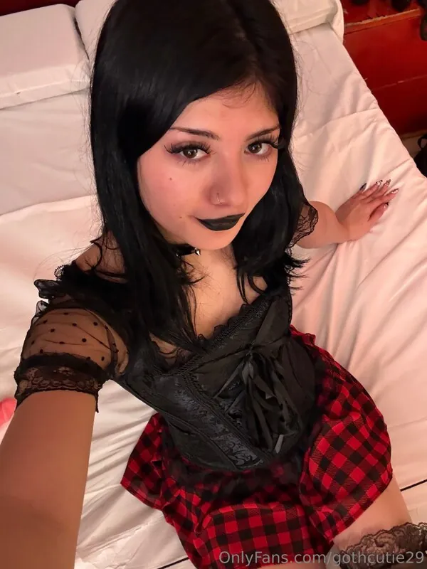 Mary egirl camshow