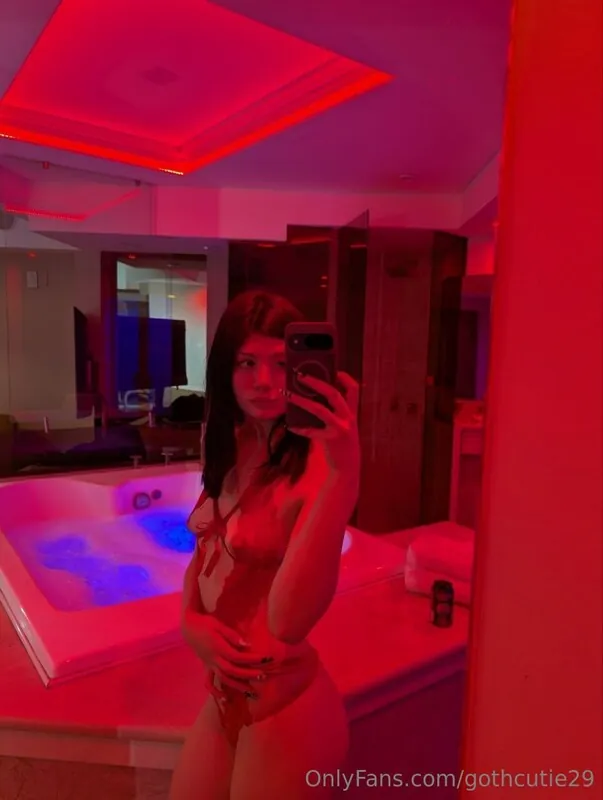 Mary egirl camshow