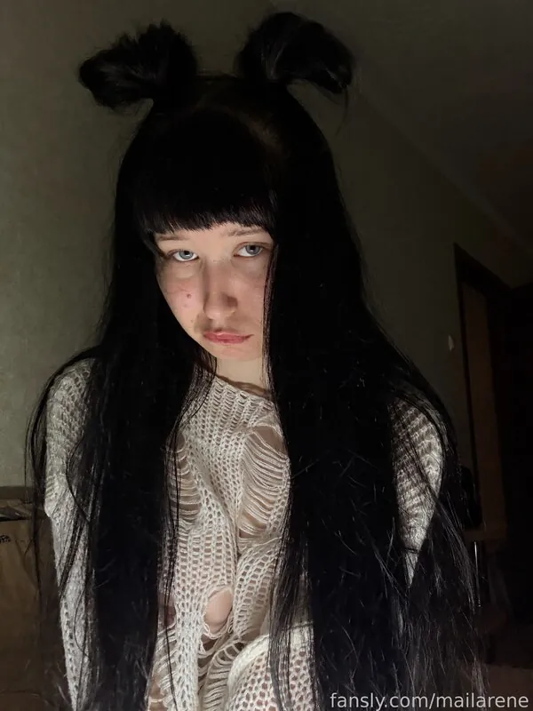 Milerene goth camshow