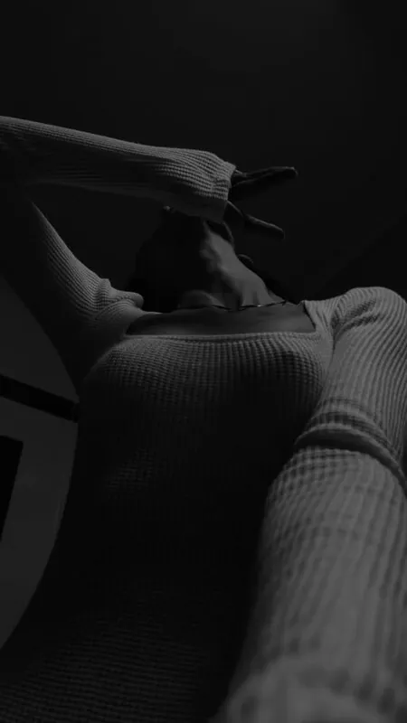 Mira Levels egirl camshow