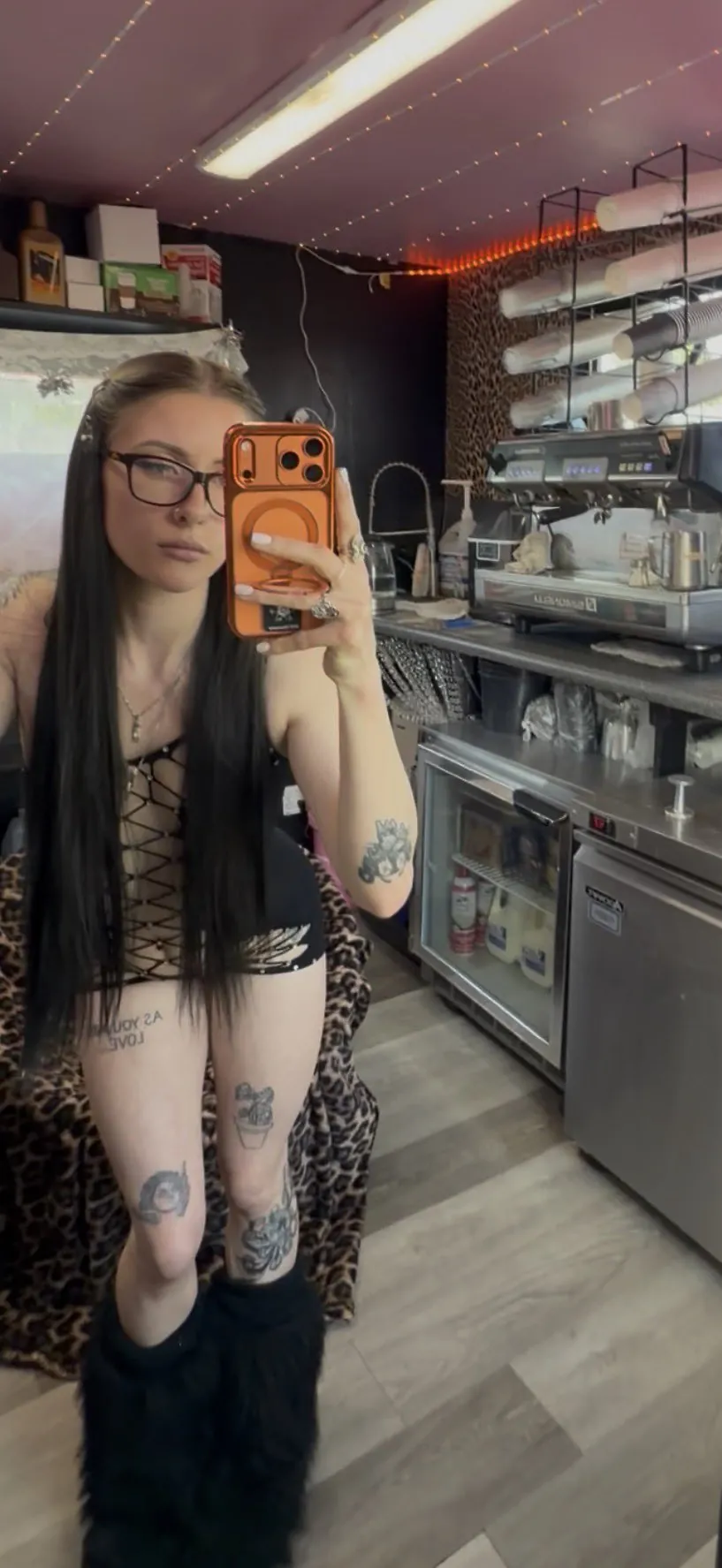 Ohbabyjade tattooed camshow