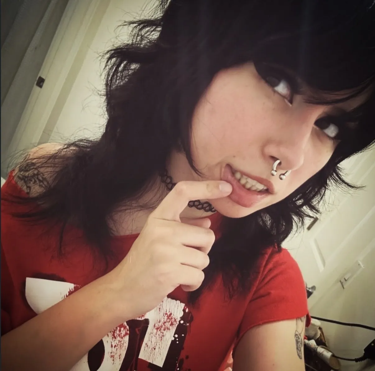 urwhitegf emo camshow