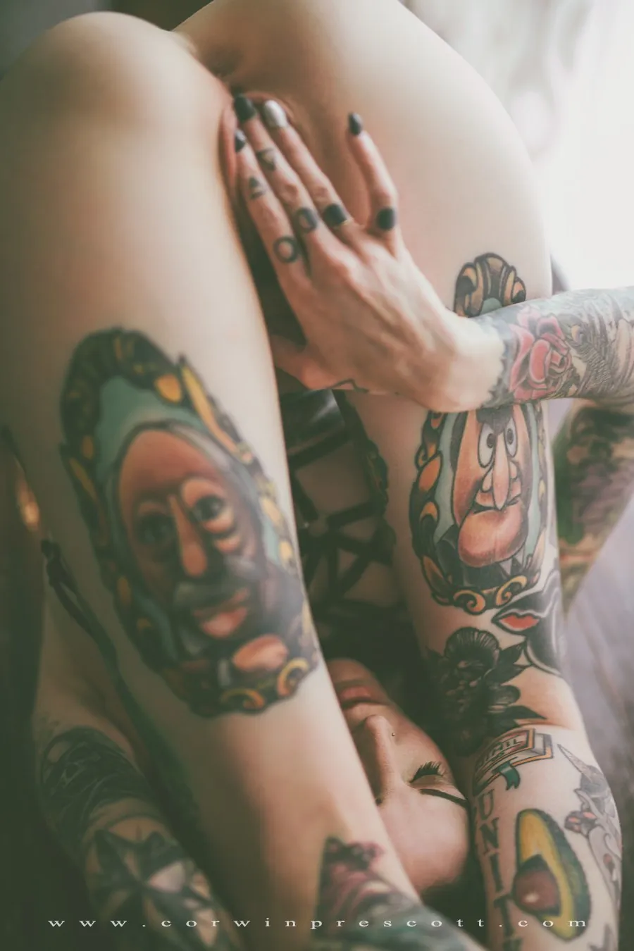 Zephi tattooed camshow