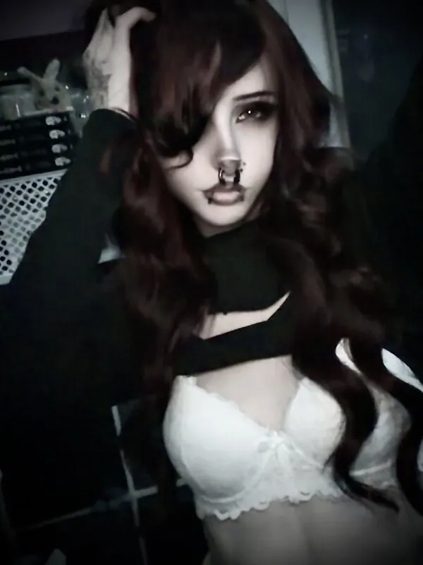 crypt1clull4by egirl camshow