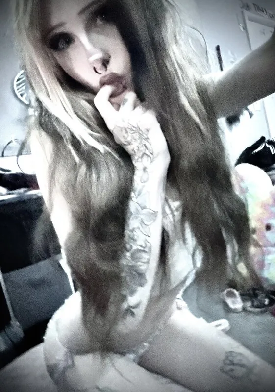 crypt1clull4by egirl camshow