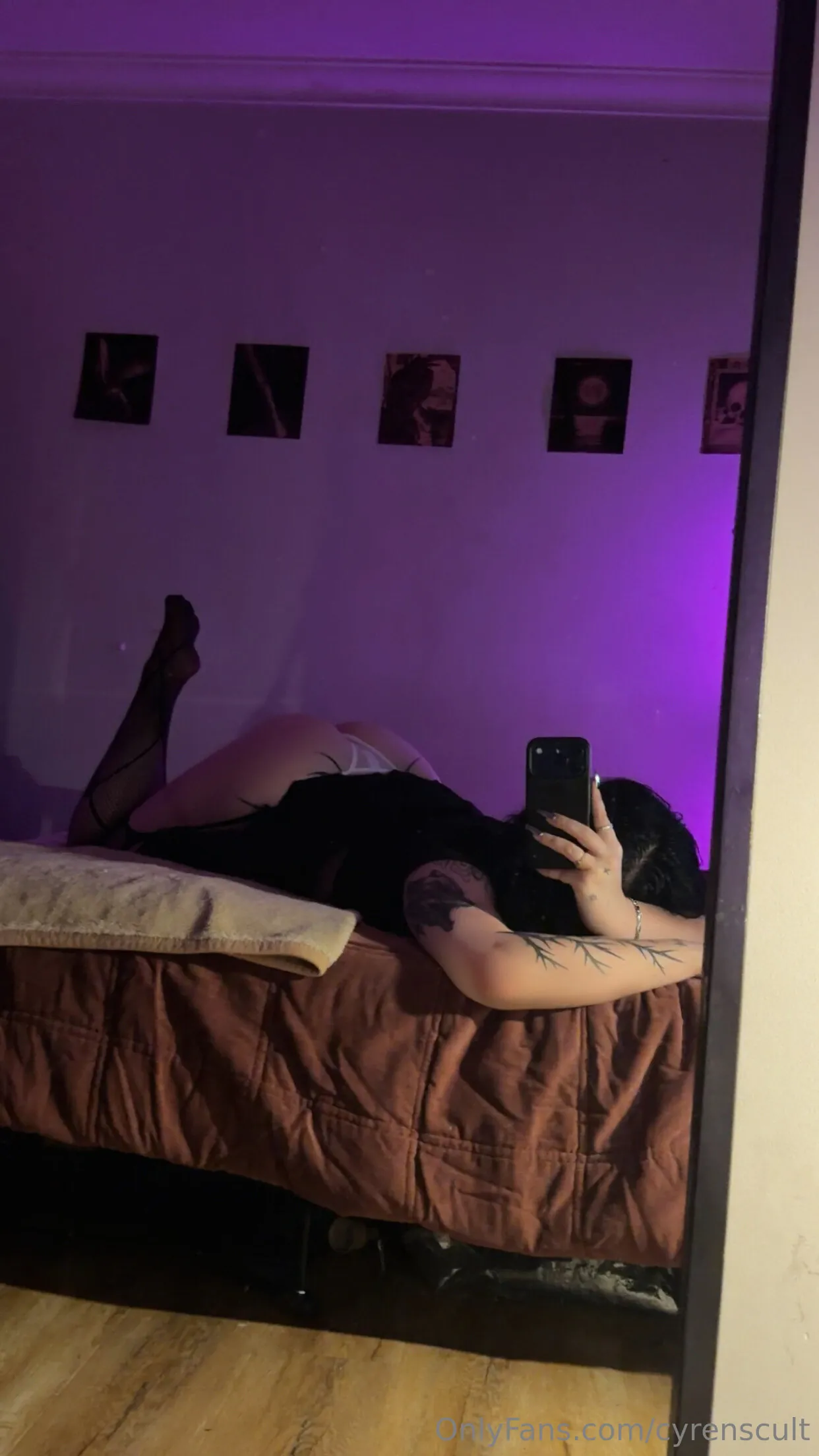 cyrenscult goth camshow