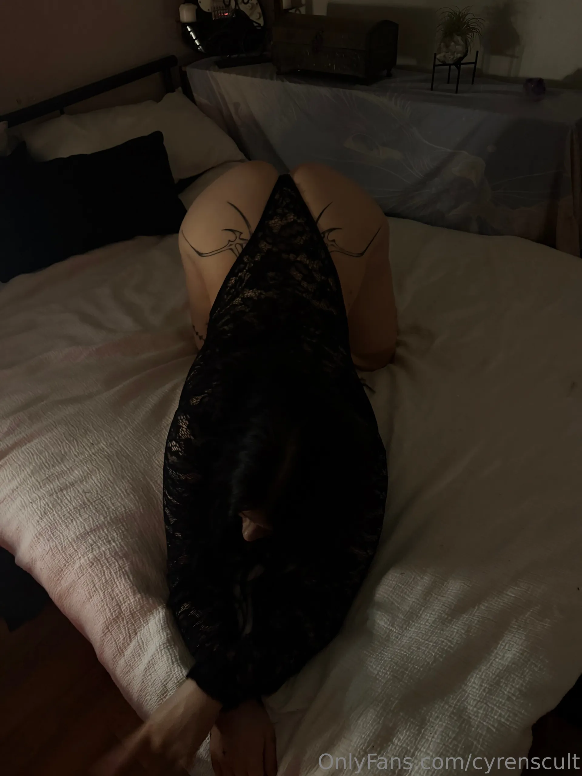 cyrenscult goth camshow
