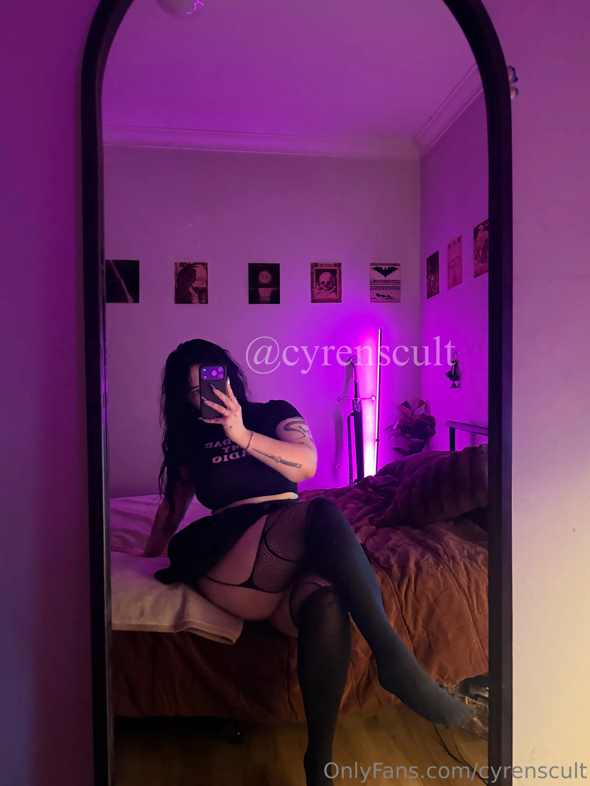 cyrenscult goth camshow