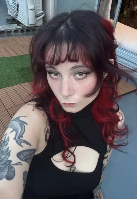 @DeadMiette alt leaks — 4 new photos