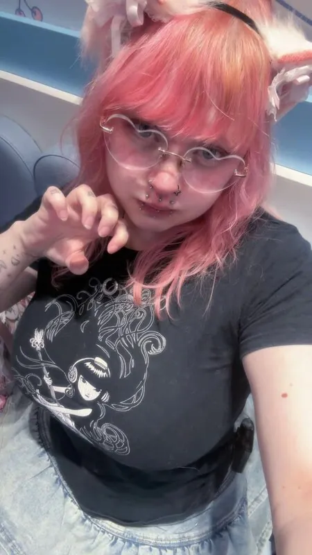 garfsunemiku egirl camshow