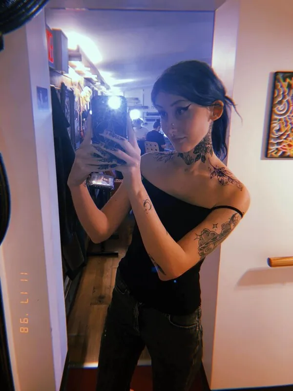 ghostologyxo goth camshow