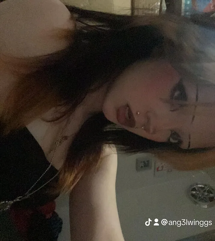 h34rteyezz egirl camshow