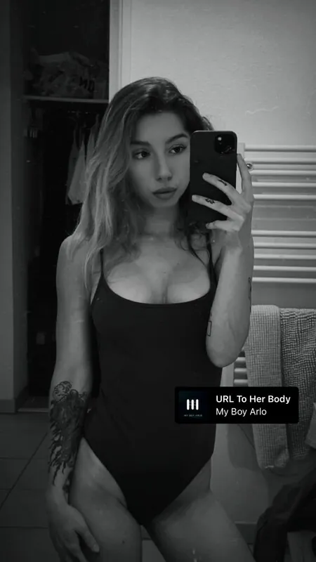 kotonokkk tattooed camshow