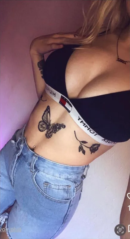 Roziie_ egirl camshow