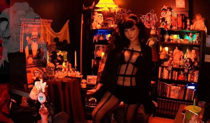Scaroline goth camshow