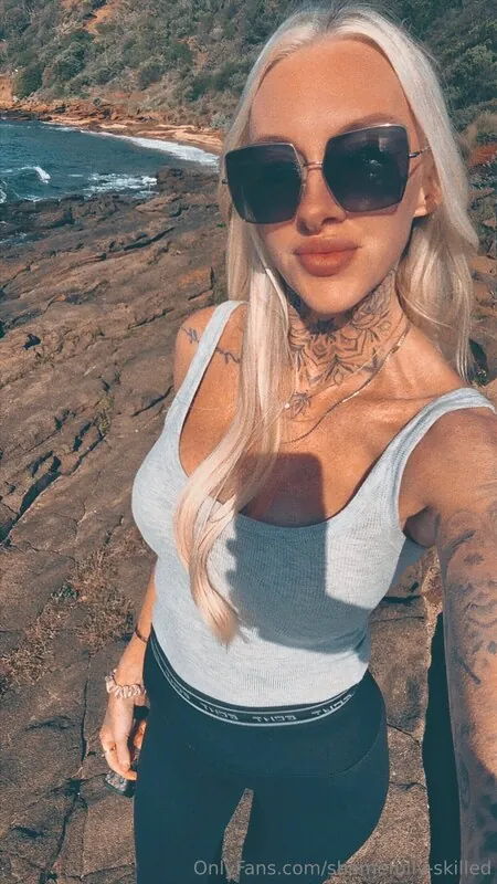 shamefully-skilled tattooed camshow