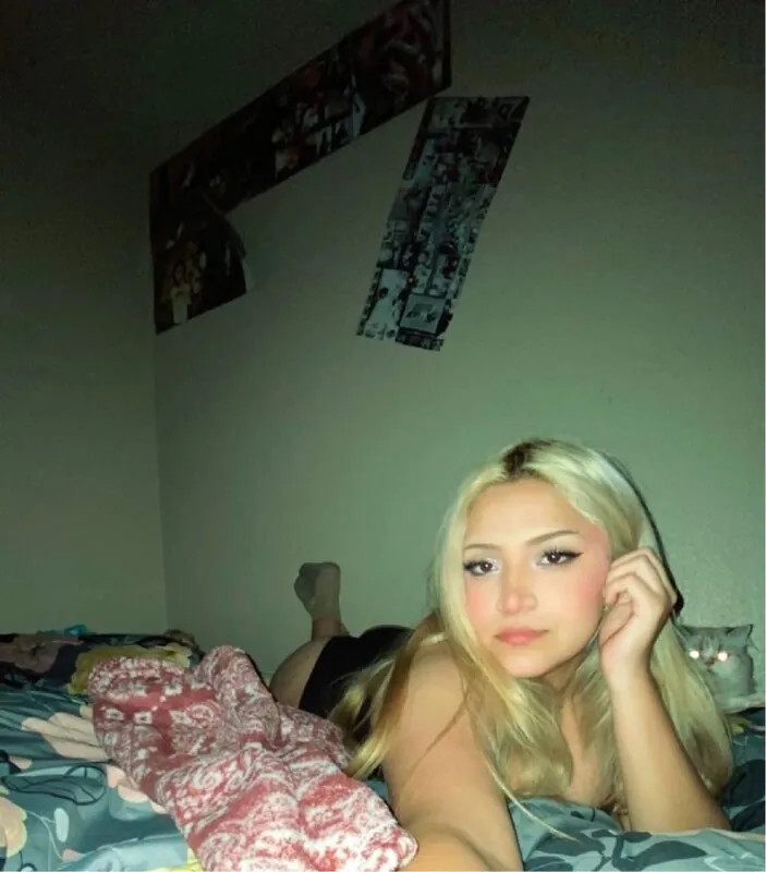 Starxdra tattooed camshow