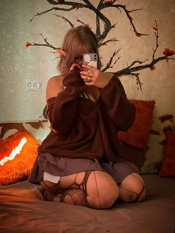 auranoire emo camshow