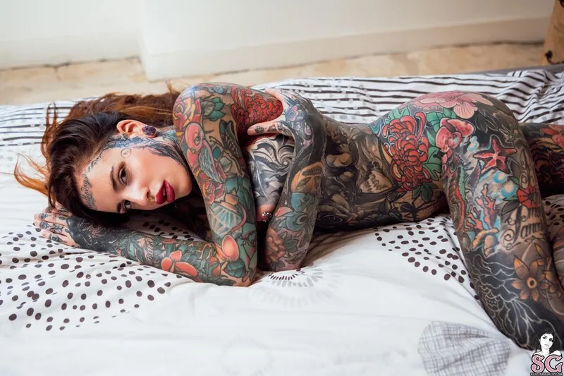 bettyburgerbbz tattooed camshow