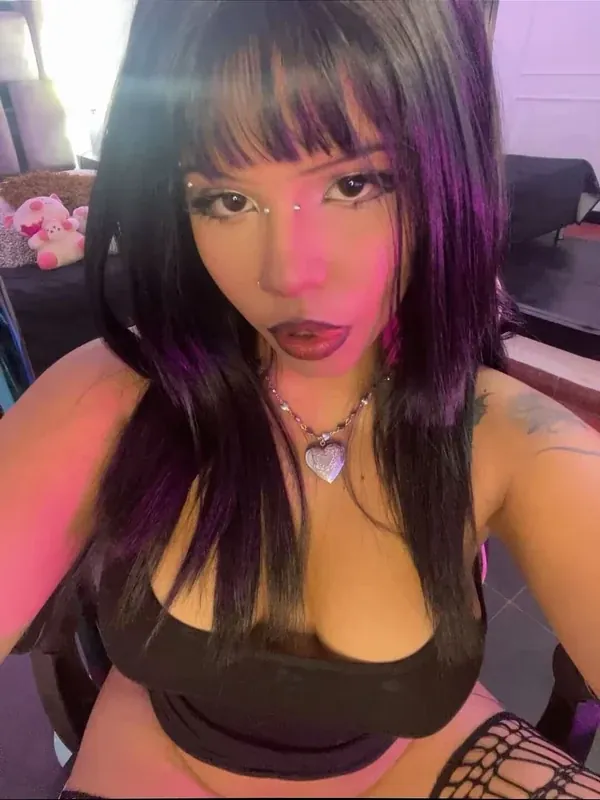 bonnie anderson goth camshow
