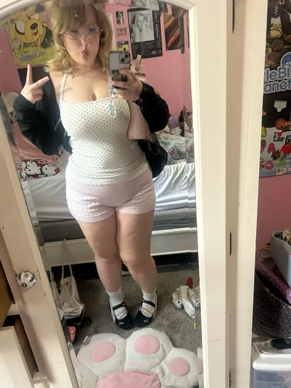 callamastiia nudes — egirl cam girl videos