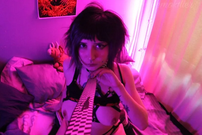 emok1ller emo camshow