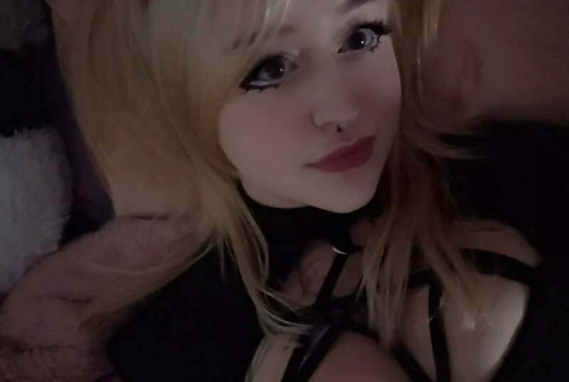fanjasticcc goth camshow