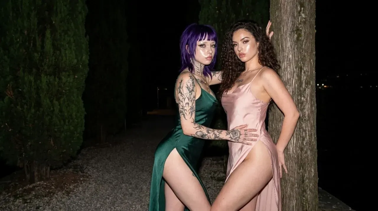 Fanvue: ravybaby — leaked nudes from her goth cam