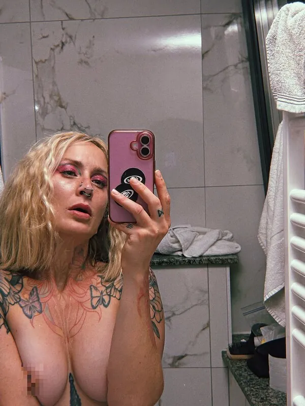funtra_x tattooed camshow