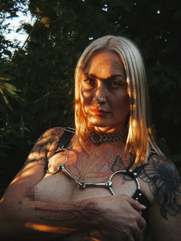funtra_x tattooed camshow