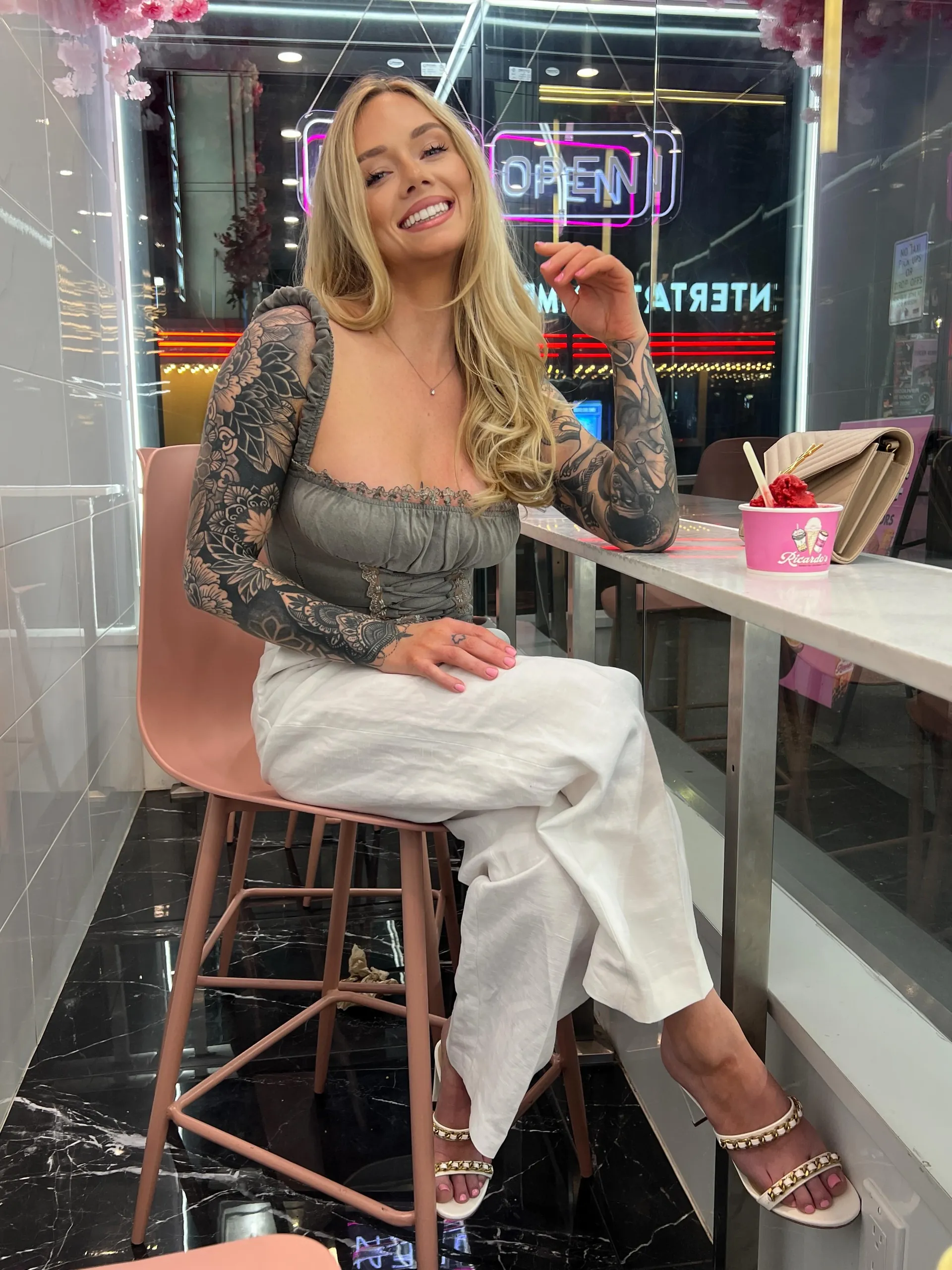 heidi hendrix tattooed camshow