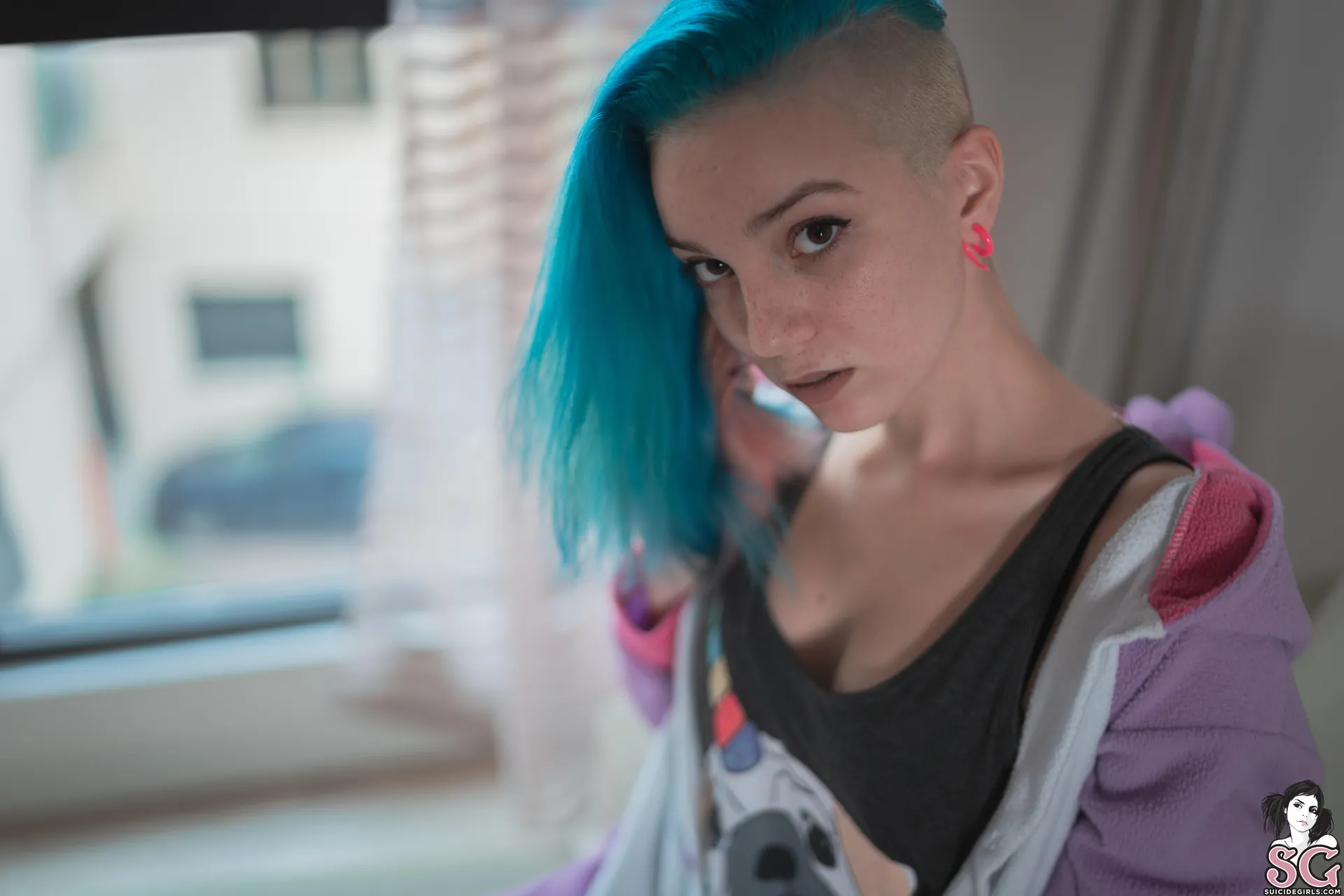 Kuuntaraxia alt camshow