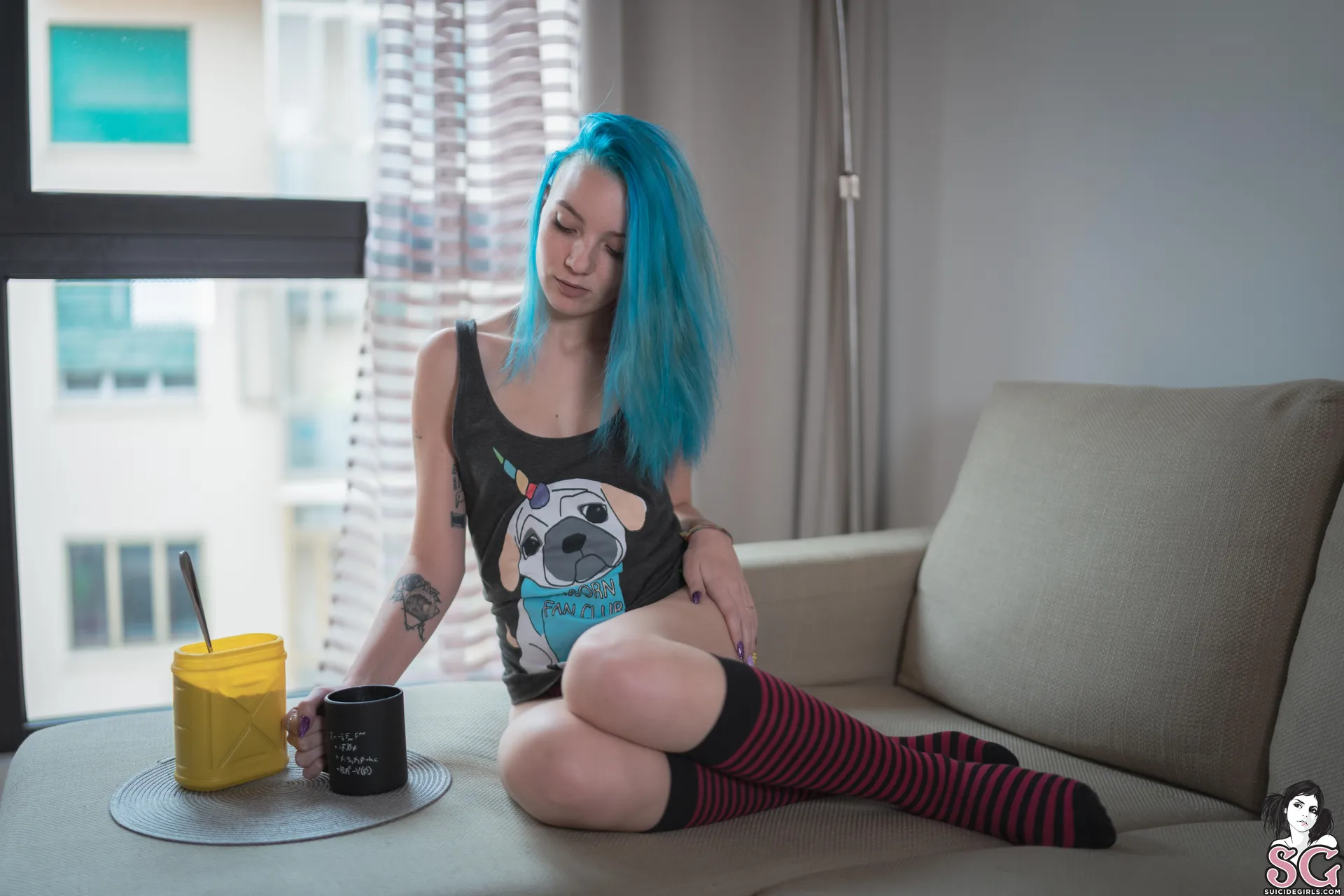 Kuuntaraxia alt camshow