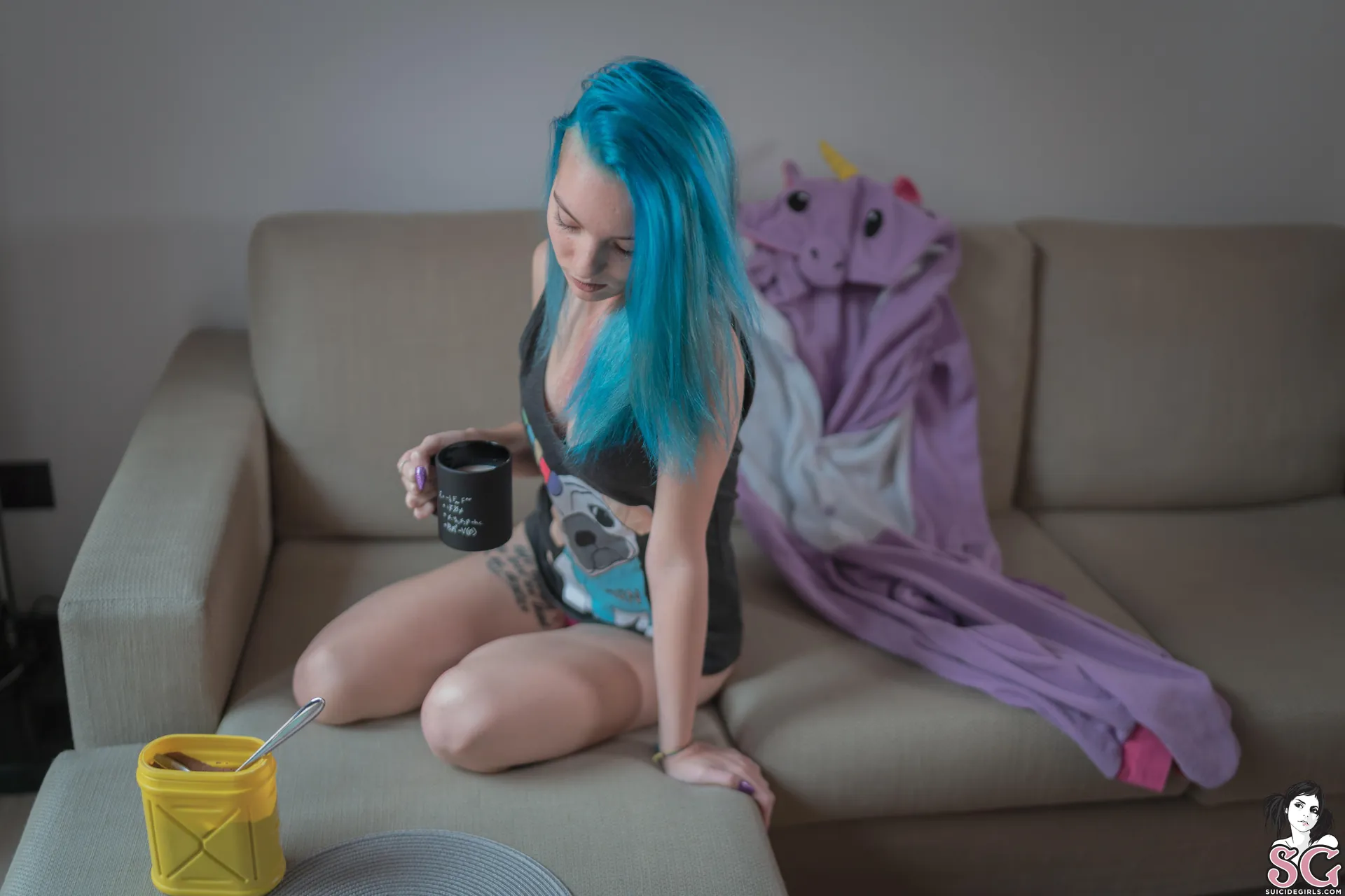 Kuuntaraxia alt camshow