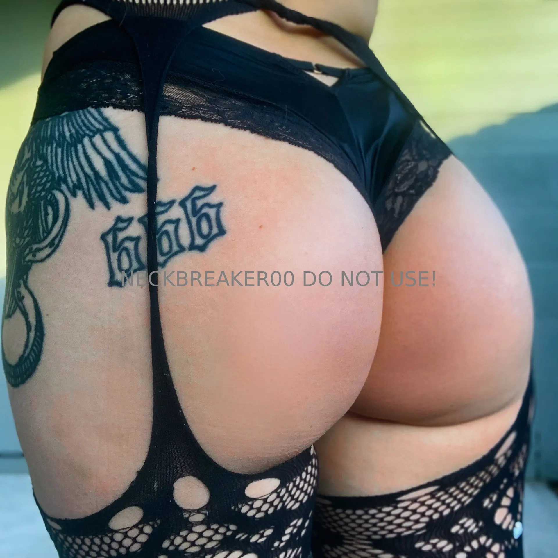 Neckbreaker00 tattooed camshow