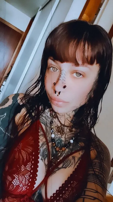 saraee_anguis · Sarah.Mercier tattooed camshow
